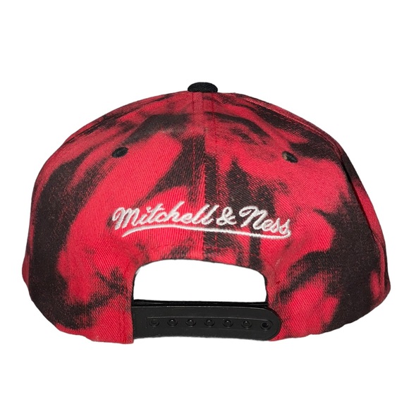 Chicago Bull Mitchell Ness Red Tie Dye Snapback Hat - Picture 2 of 4